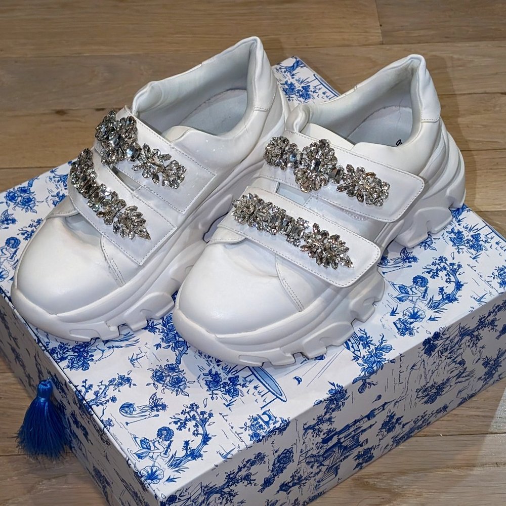 She is Cheval "Blame it on the Bougie" White Sneaker -Size 10 fits like a size 9